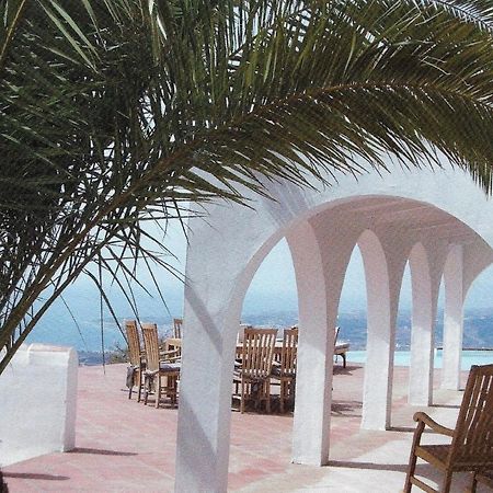 Villa Perla Blanca Саялонга Экстерьер фото
